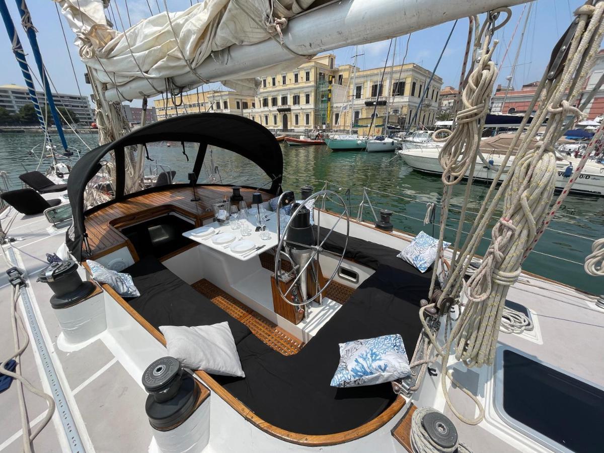 Sailboat B&B On Board CTA Exteriér fotografie